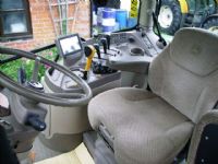 John Deere 6170R 4wd Premium Tractor in Excellent condition